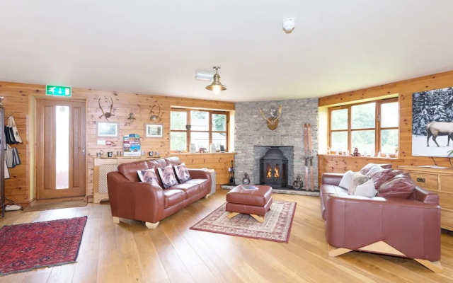 Big Bear Lodge