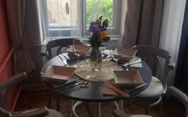 Főtér Apartmanház Szentendre