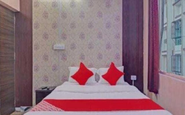 OYO 93387 Hotel Swarna Palace