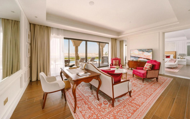 Royal Saray Resort