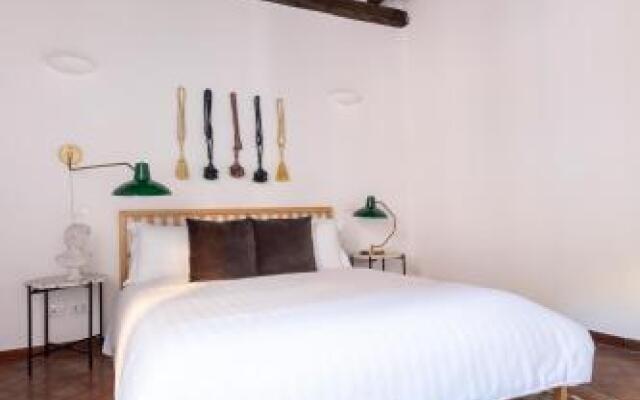 Beautiful Campo de Fiori Suites by Sonder