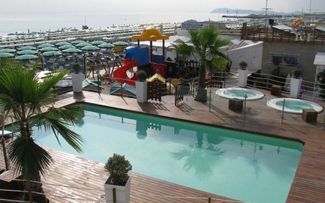 Lucciola Hotel Riccione
