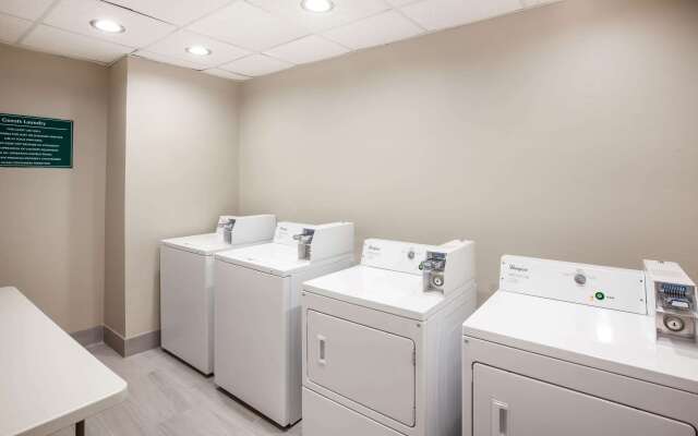 La Quinta Inn & Suites by Wyndham Lubbock North
