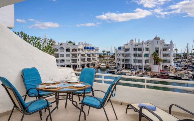 Benalmádena frente a la playa y Puerto Marina