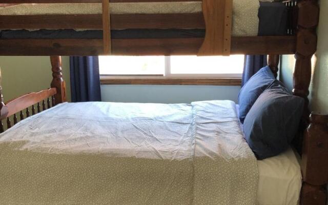 The Shores Inn and Beach Houses