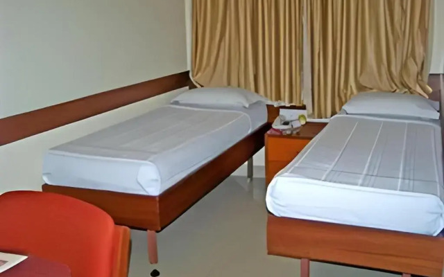 Hotel Nandhini - Minerva Circle