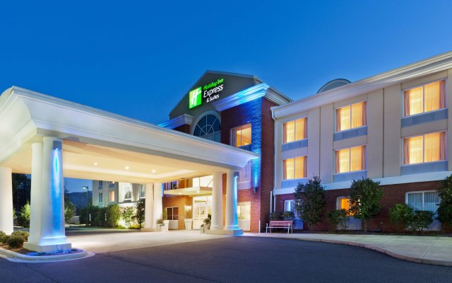 Holiday Inn Express & Suites Sylva - Western Carolina Area, an IHG Hotel