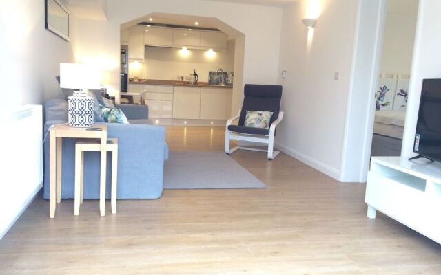 Malvern Holiday Garden Flat