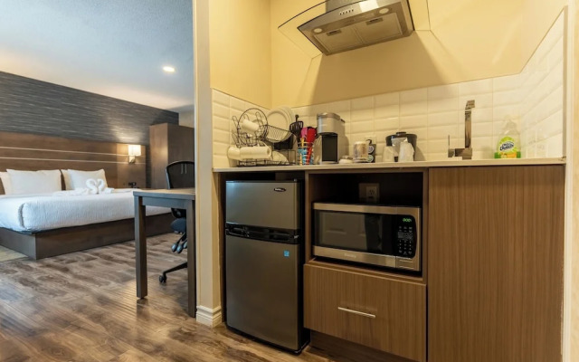 Glengarry Extended Stays