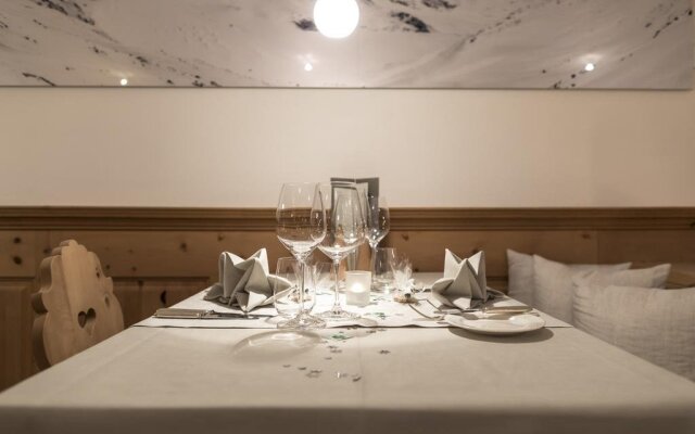 IN LAIN Hotel Cadonau