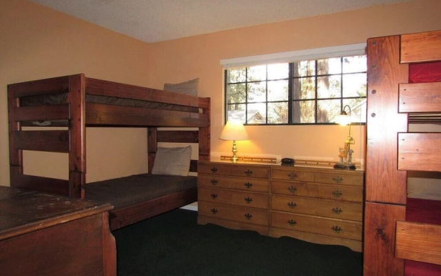 092 - Crestwood Retreat