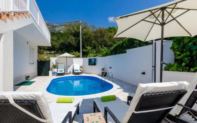 Apartments Orange Tree