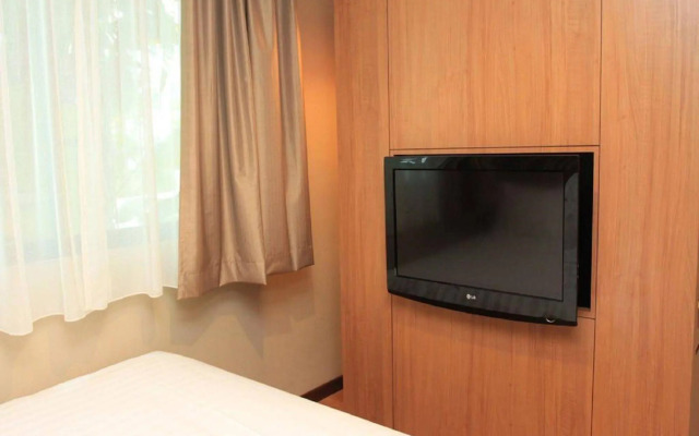 Likas Square Apartment Hotel