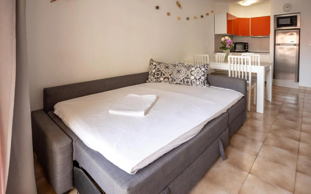 Phoebe's Flat Los Cristianos by LoveTenerife