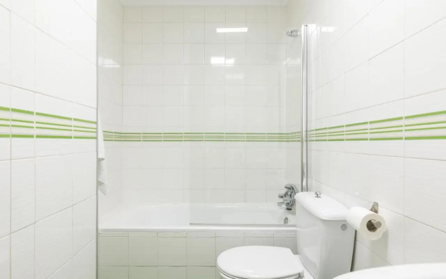 Gran Via 3 by Forever Rentals