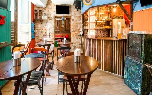 Oyo 131 Girassol Carioca