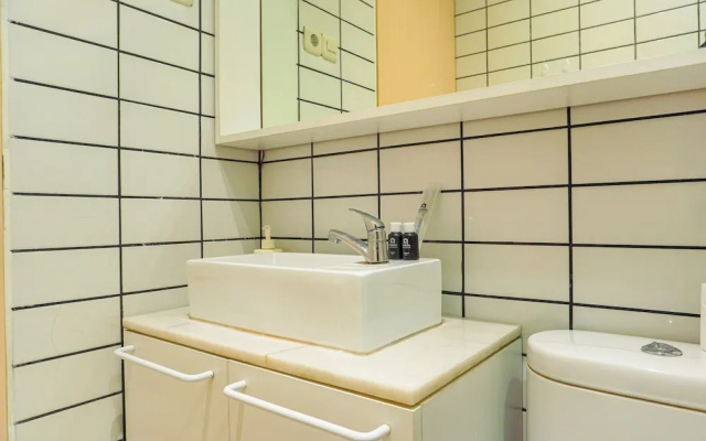 Comfy And Modern Look 2Br Northland Ancol Apartment