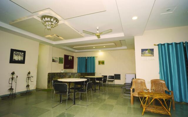 Tribal Wood Resort