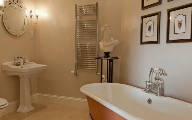 West Longridge Manor B&B
