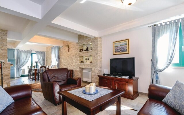 Stunning Home in Klek With Sauna, Wifi and 4 Bedrooms