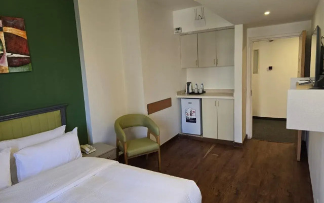 Manara Riva Suites