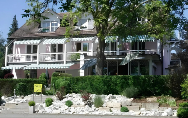 Hotel Iris am See