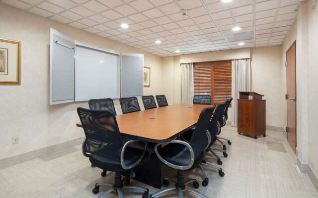 Best Western Inn & Suites San Mateo - San Francisco Airport