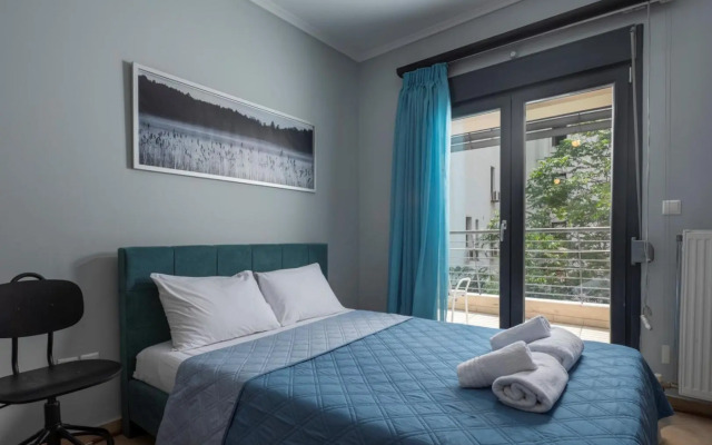 Kosmos Service Apartment City Center 2 With Parking