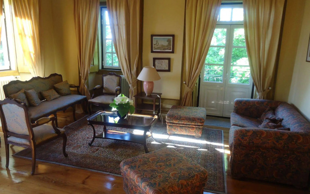 Solar da Casa das Tílias