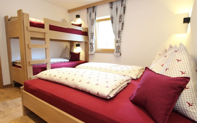 Spacious Apartment in Saalbach with Ski Boot Heaters