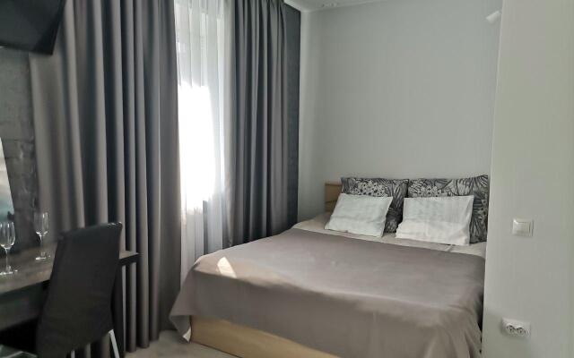 Апартаменты на улице Мельникайте 83