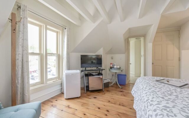 St Andrew Suites
