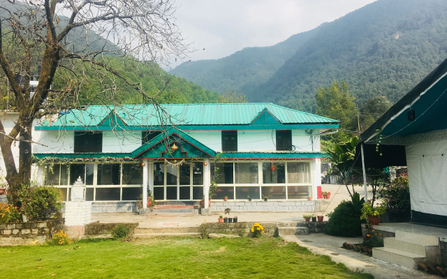 Tatva Bir Tents and Hotel