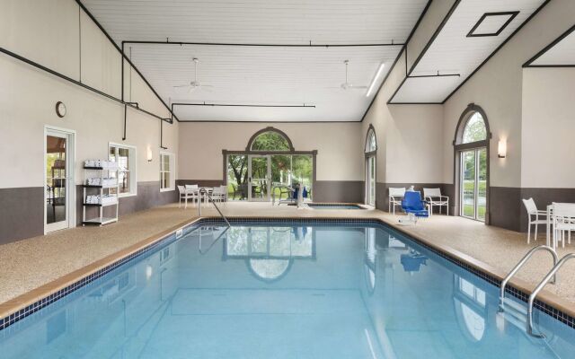 Country Inn & Suites by Radisson, Ankeny, IA