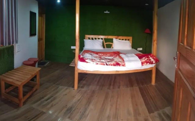Elwood Resort Pangot
