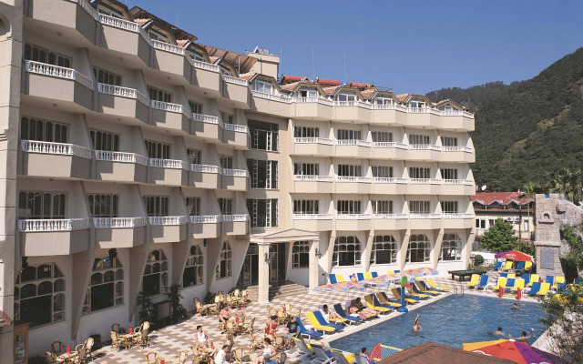 Selen Hotel Icmeler