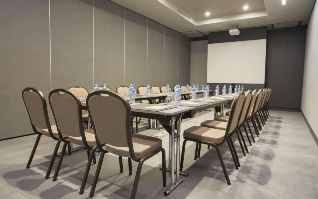 The Legacy Luxury Hotel, Algiers