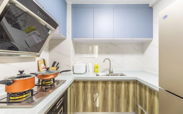 Locals Boutique Apartment WanzaiCEC No.5