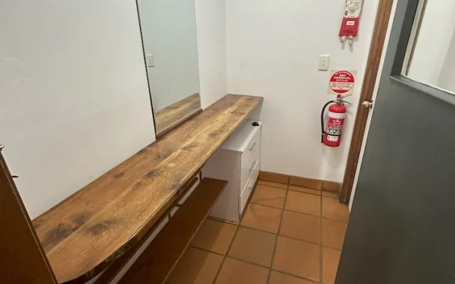 1770 Holiday Village