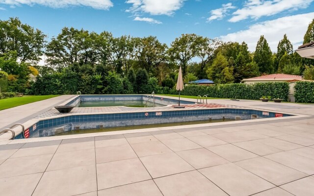 Cozy Chalet in Stegeren With Swimming Pool