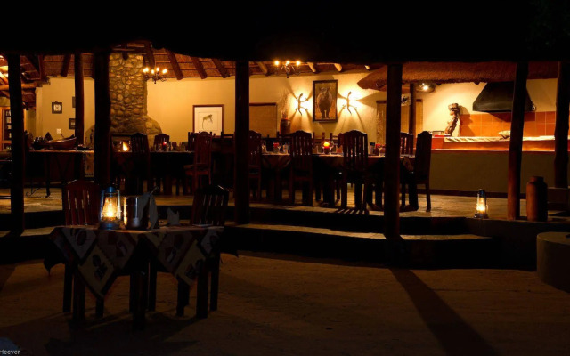 Thornybush Jackalberry Lodge