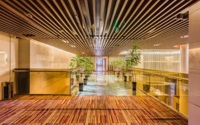 Legend International Hotel