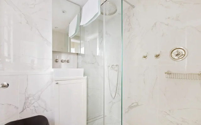 Knightsbridge - Hyde Park Private House