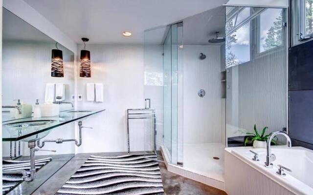 Seventh Heaven by Pinnacle Lodging