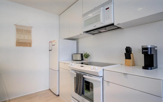 FRONTDESK Lofts at 629 Euclid Downtown Cleveland