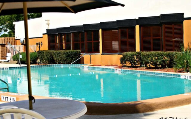 Rodeway Inn