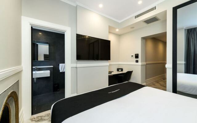 Gladius Hotel & Suites