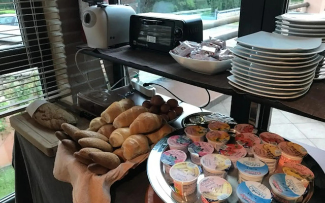 Meridiana Country Hotel