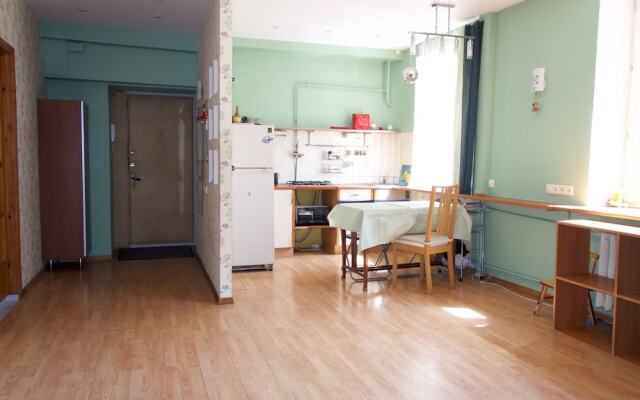 Апартаменты «LUXKV в Старопименовском пер. 4»