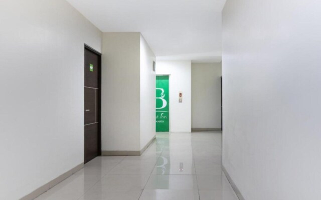 OYO 3811 Best Inn Hotel
